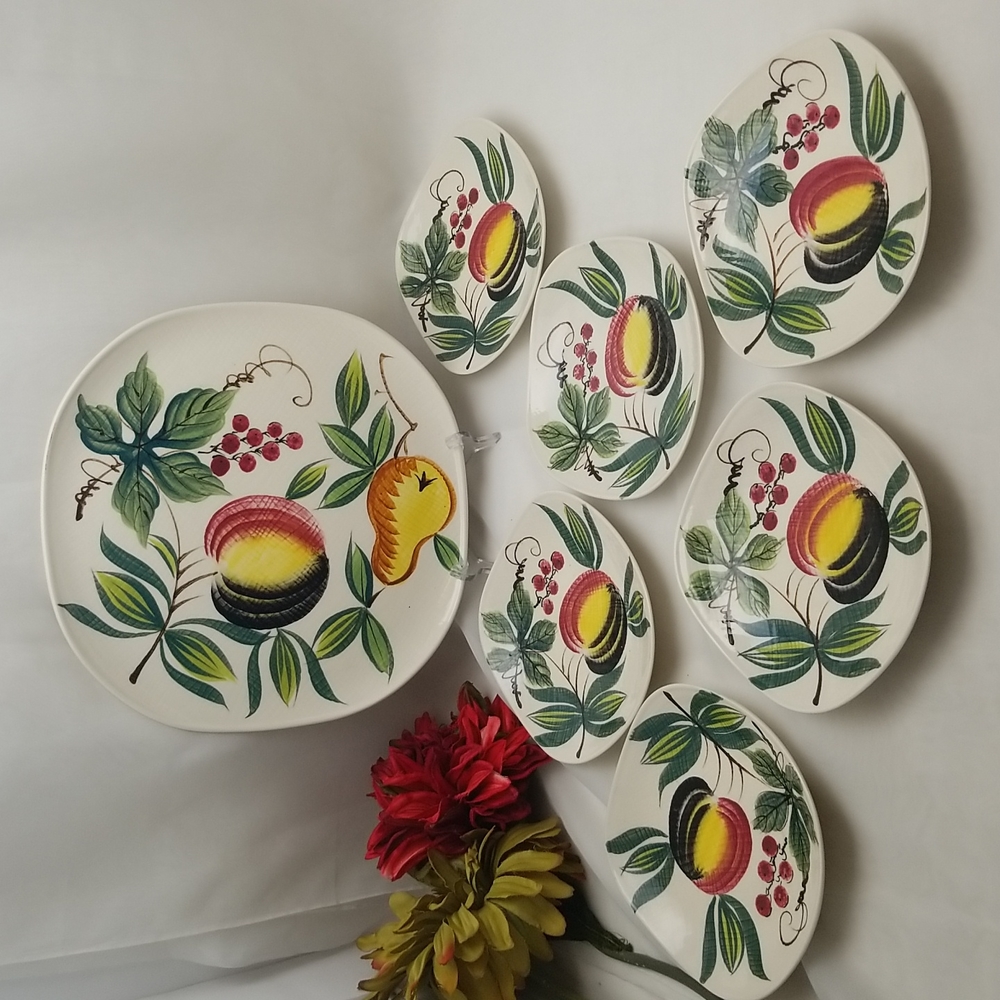 Vintage Fruit Pattern Dessert Plate Set